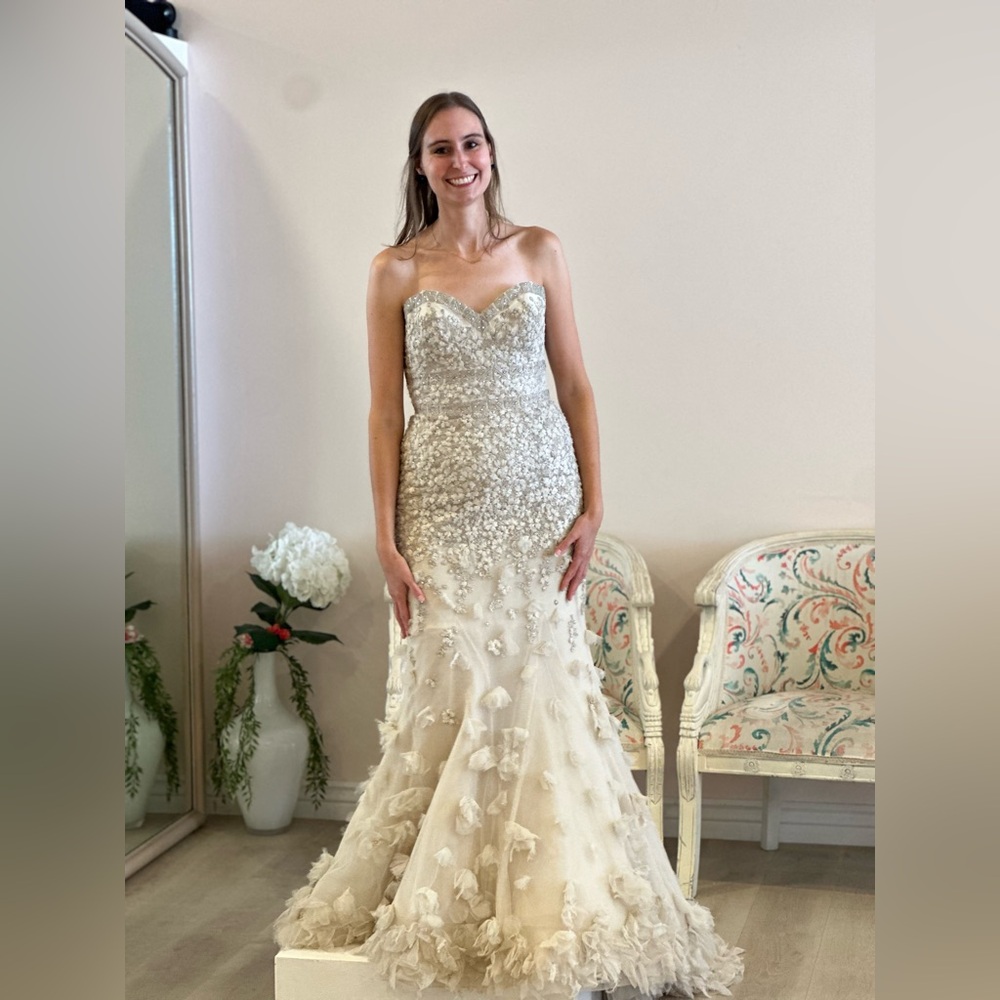 Strapless wedding dress, trumpet style size 8